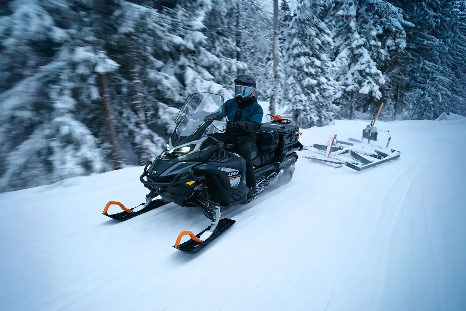 Lynx 69 Ranger i terrängen